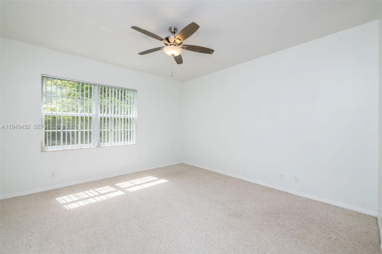 1911 Madeira Dr, Unit 1911, Weston, FL 33327 Photo