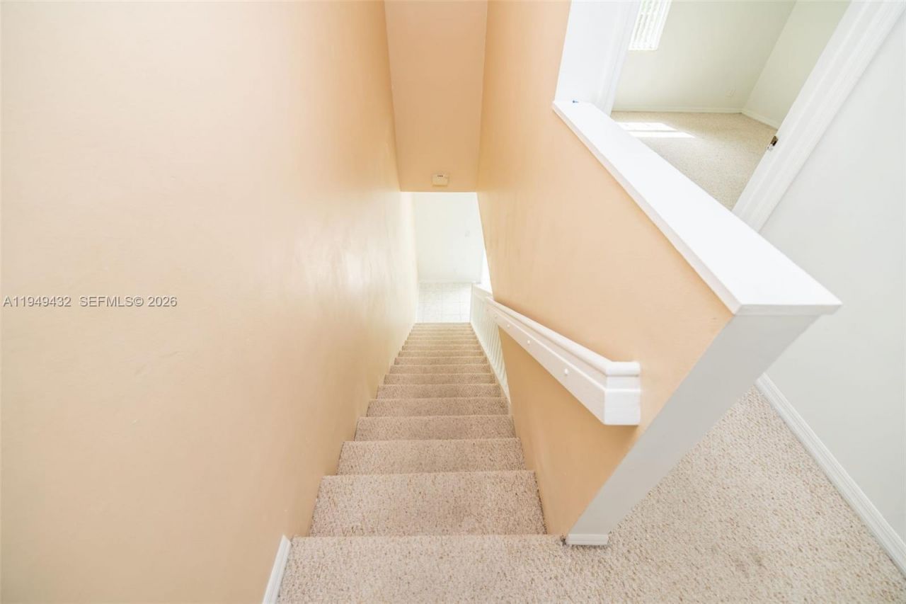 1911 Madeira Dr, Unit 1911, Weston, FL 33327 Photo