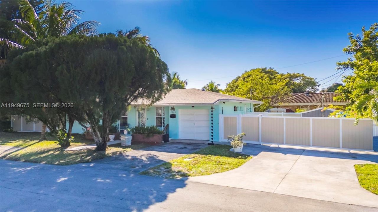 2320 Funston St, Hollywood, FL 33020 Photo