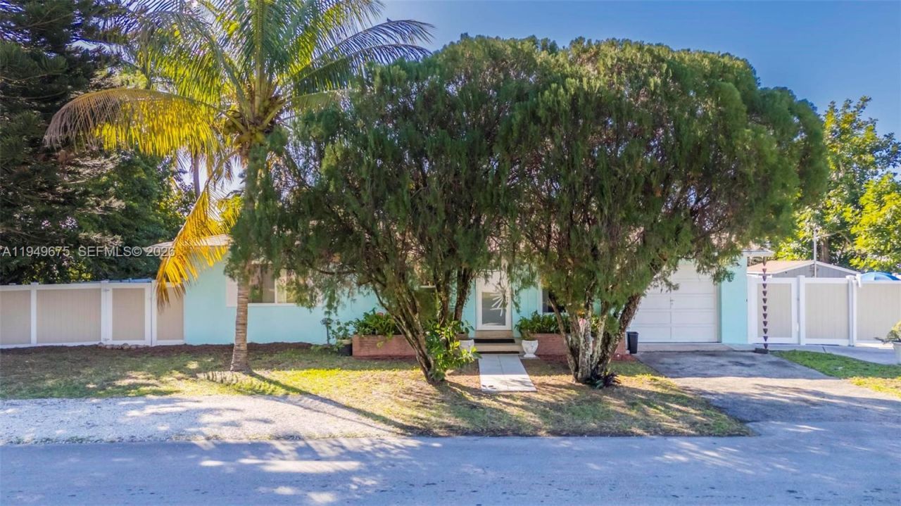 2320 Funston St, Hollywood, FL 33020 Photo