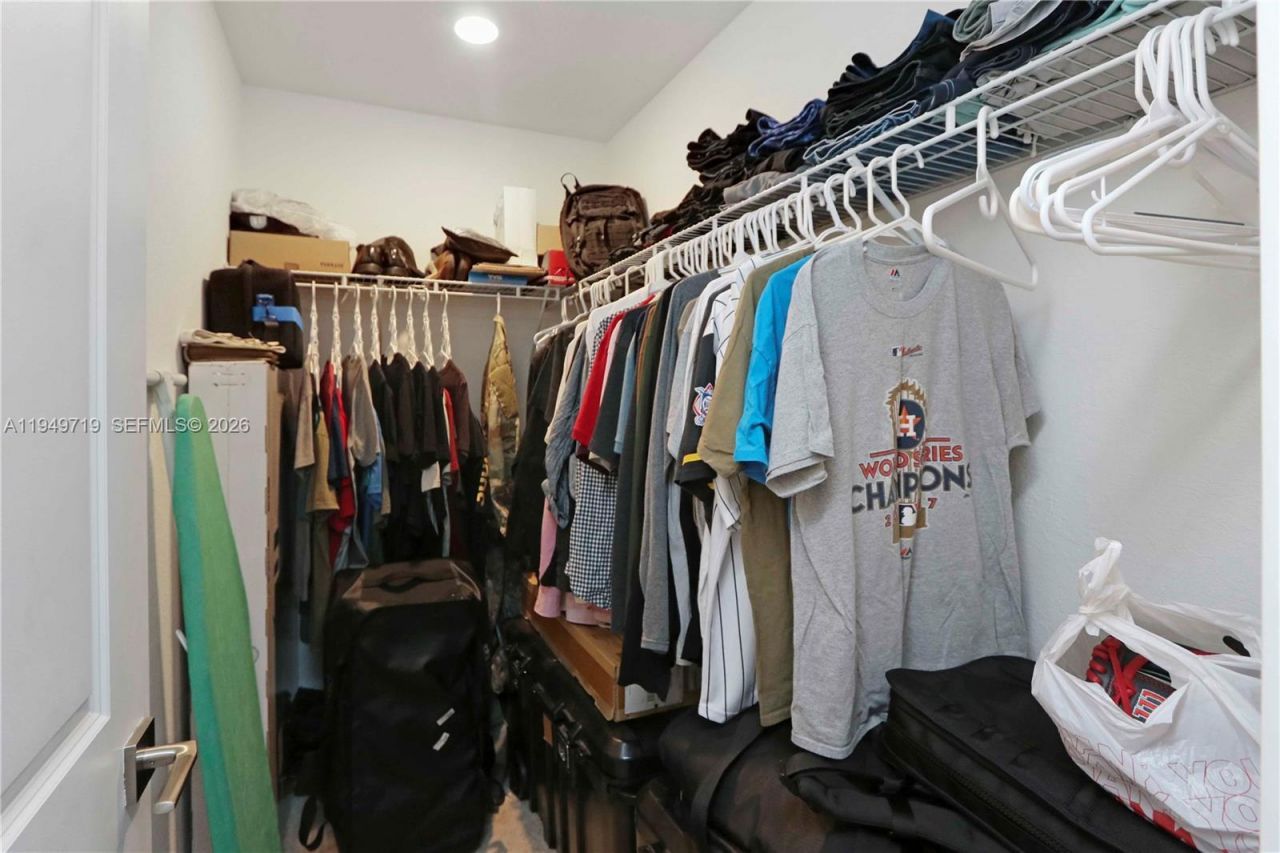 2432 SE 10th Ct, Homestead, FL 33035 Photo