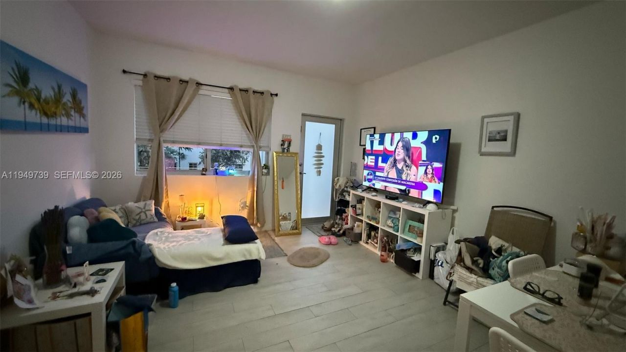 1601 Meridian Ave, Unit 203, Miami Beach, FL 33139 Photo