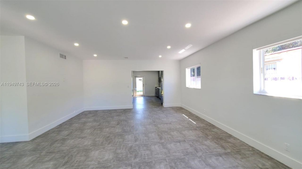 238 NW 45th St, Miami, FL 33127 Photo