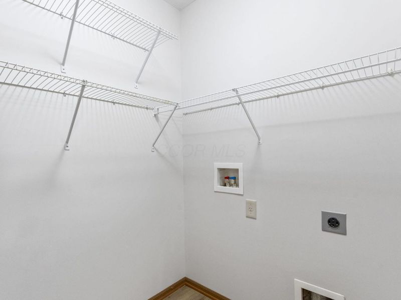 1308 Amberlea Drive W, Unit 11, Columbus, OH 43230 Photo 16