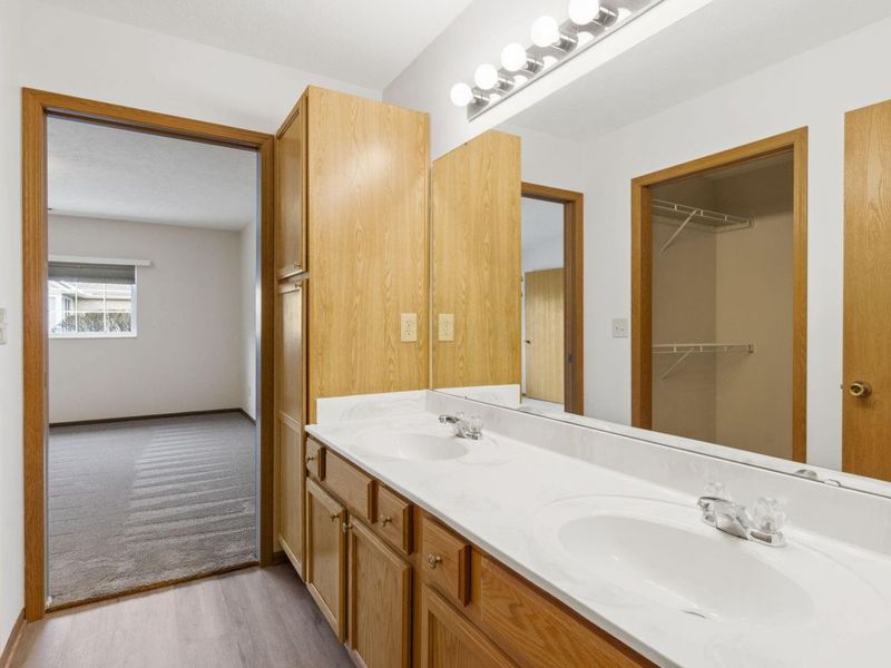 1308 Amberlea Drive W, Unit 11, Columbus, OH 43230 Photo 23