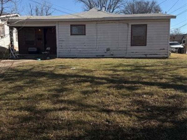 2819 Village Creek Road, Fort Worth, TX 76105