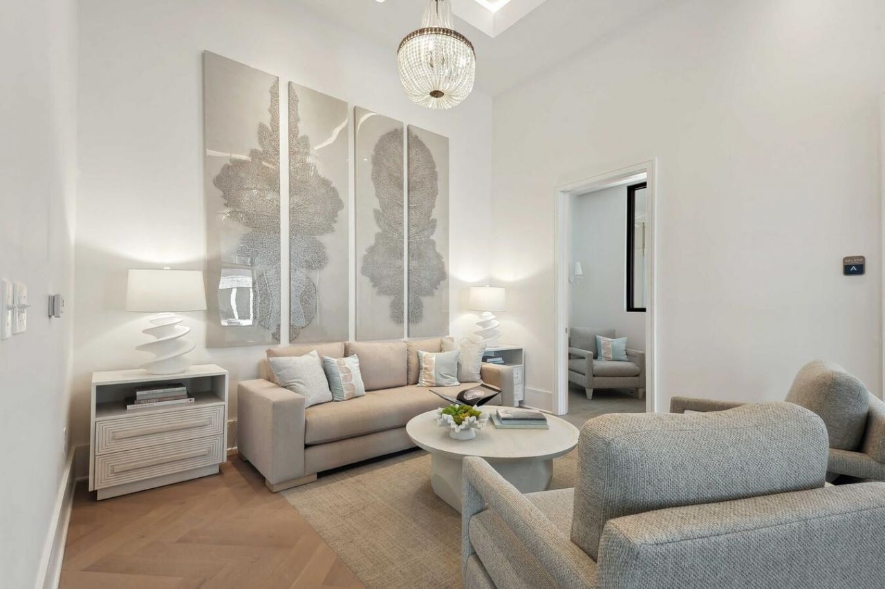 331 Pickwick Dr. Photo 40