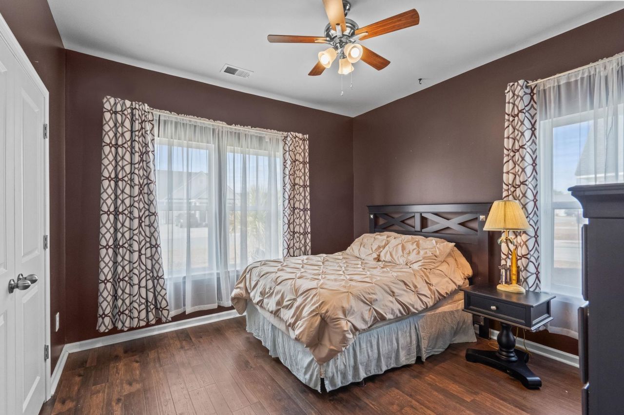 201 Craigflower Ct. Photo 22