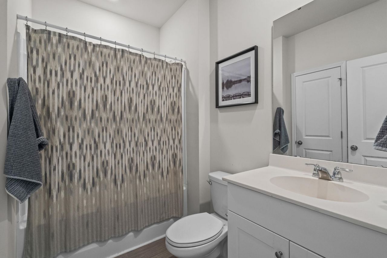 201 Craigflower Ct. Photo 29