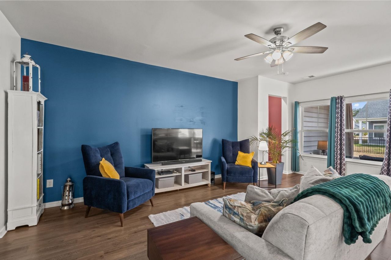 201 Craigflower Ct. Photo 6