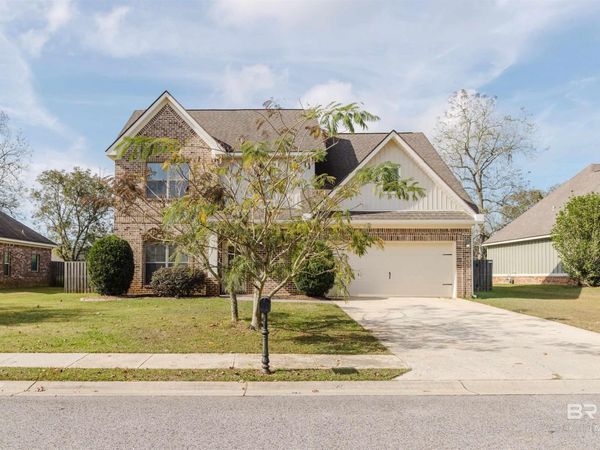 8813 Bainbridge Drive, Daphne, AL 36526