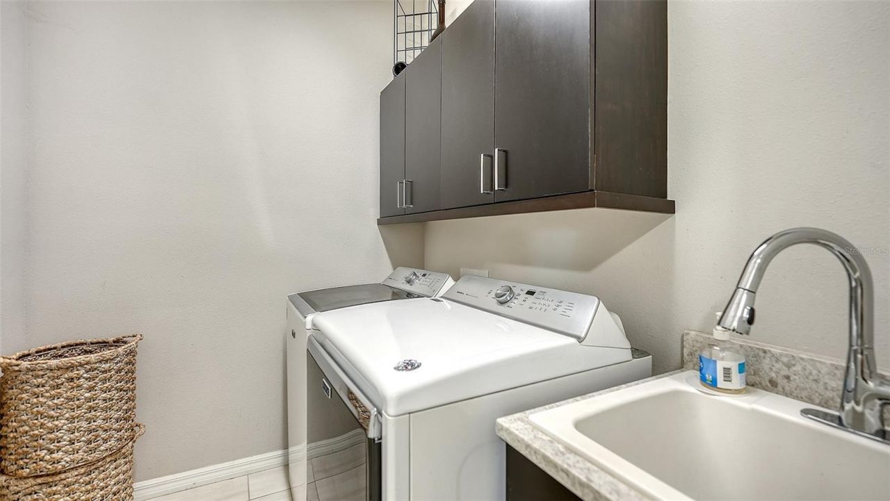 3115 Trustee Avenue, Sarasota, FL 34243 Photo