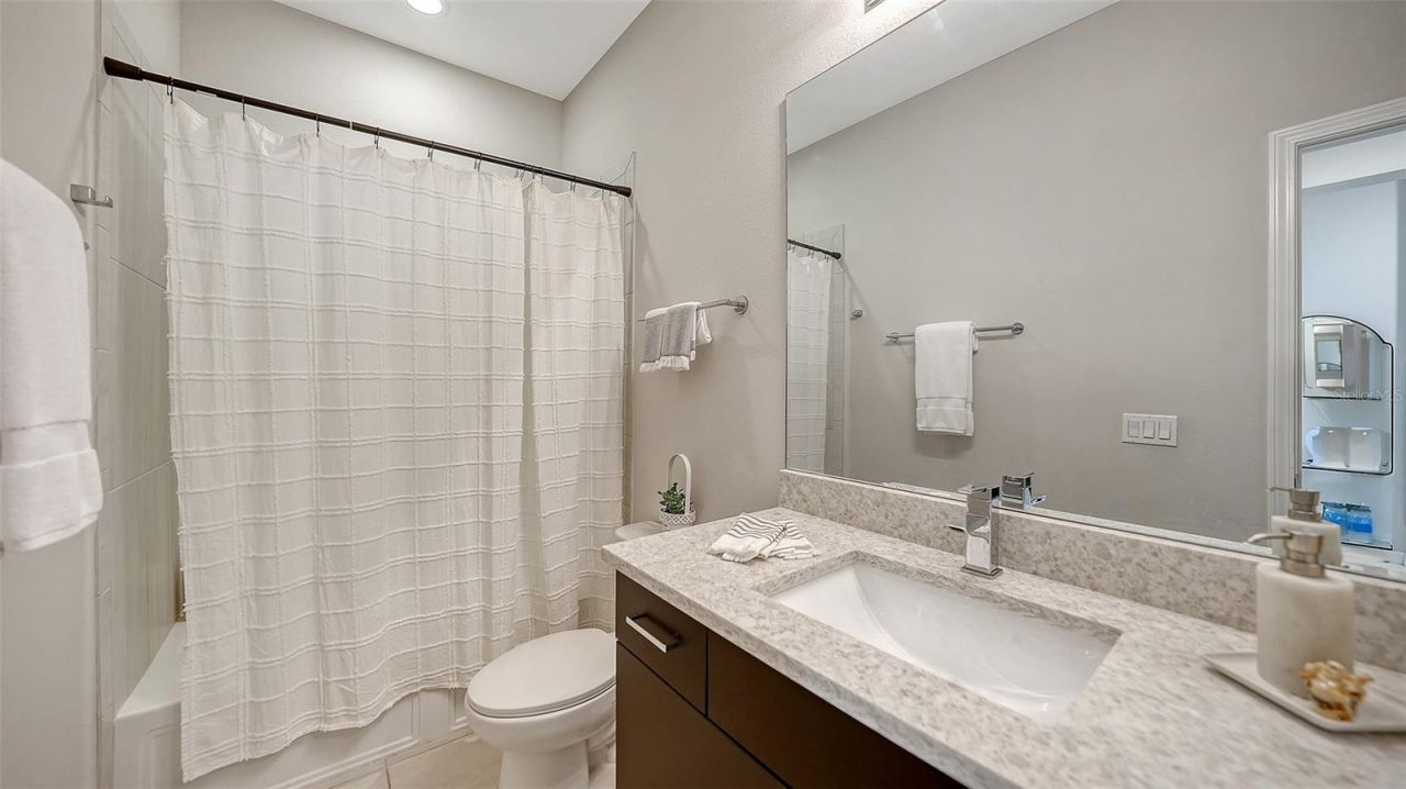 3115 Trustee Avenue, Sarasota, FL 34243 Photo