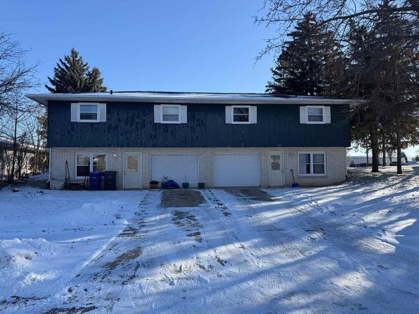 300 CHERRY LANE, Little Chute, WI 54140