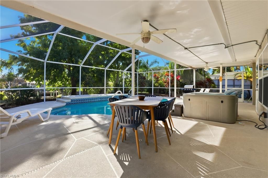 1432 Windsor Ct, Cape Coral, FL 33904 Photo