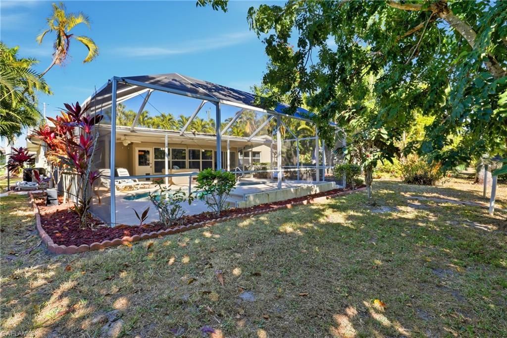 1432 Windsor Ct, Cape Coral, FL 33904 Photo