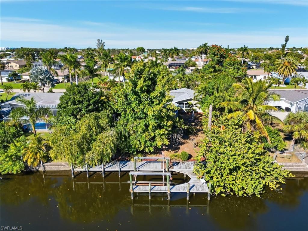 1432 Windsor Ct, Cape Coral, FL 33904 Photo