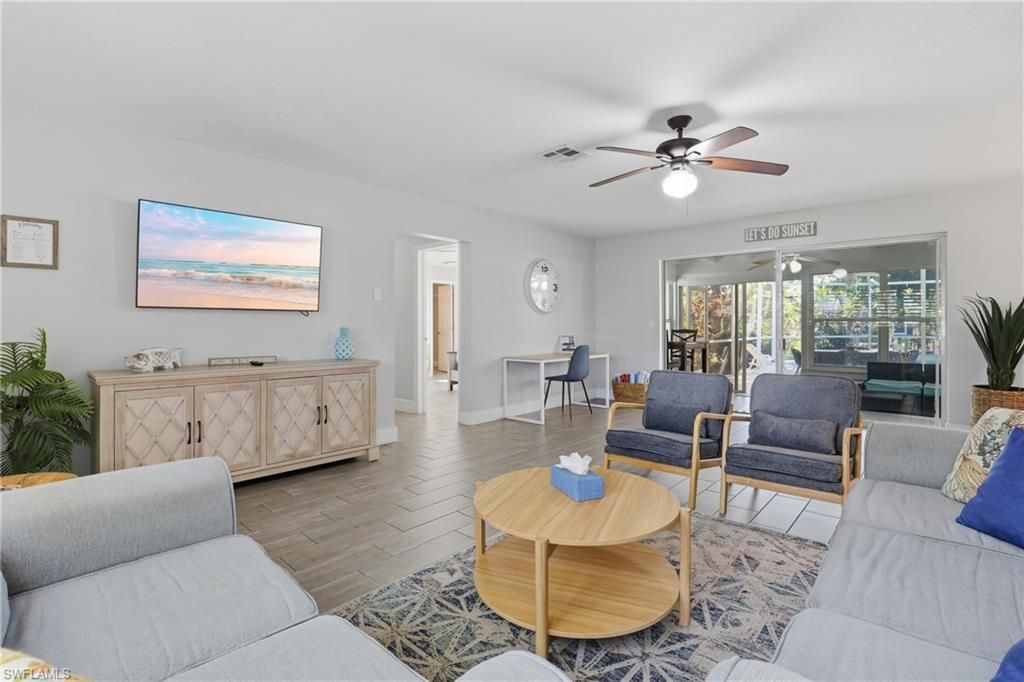 1432 Windsor Ct, Cape Coral, FL 33904 Photo