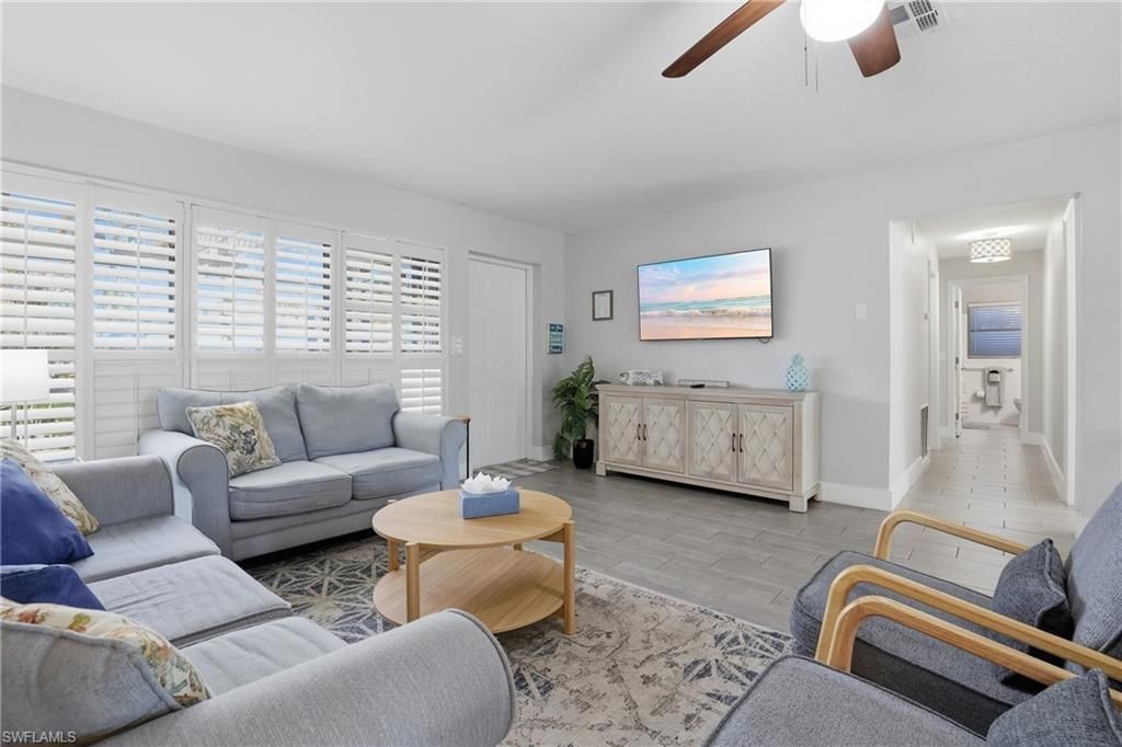 1432 Windsor Ct, Cape Coral, FL 33904 Photo