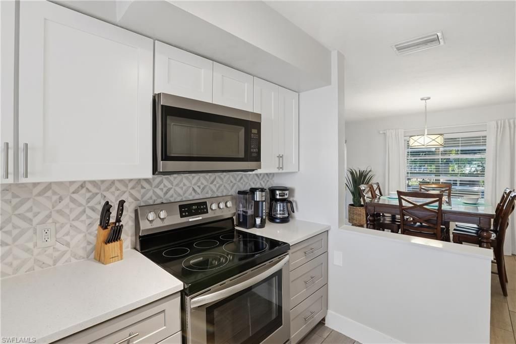 1432 Windsor Ct, Cape Coral, FL 33904 Photo