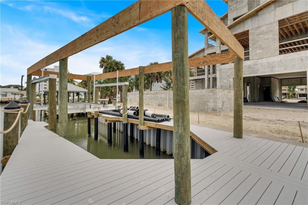 8351 Estero Blvd, Fort Myers Beach, FL 33931 Photo