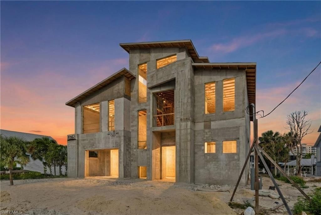 8351 Estero Blvd, Fort Myers Beach, FL 33931 Photo