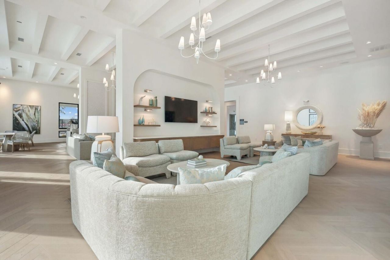 331 Pickwick Dr. Photo 10