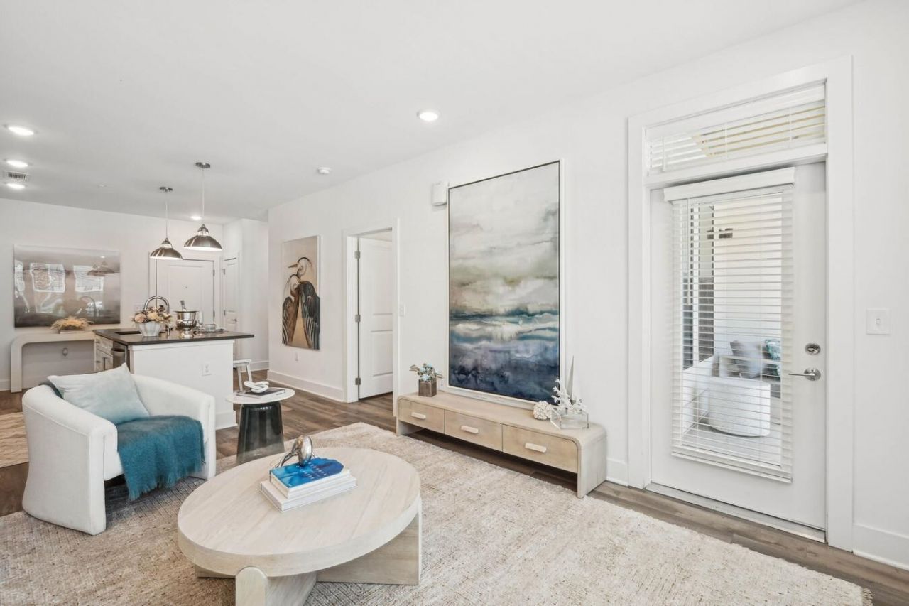 331 Pickwick Dr. Photo 14