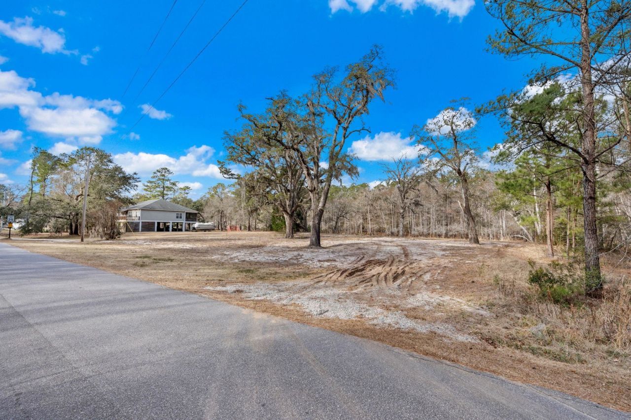 1716 Gray Oaks Dr. Photo 22