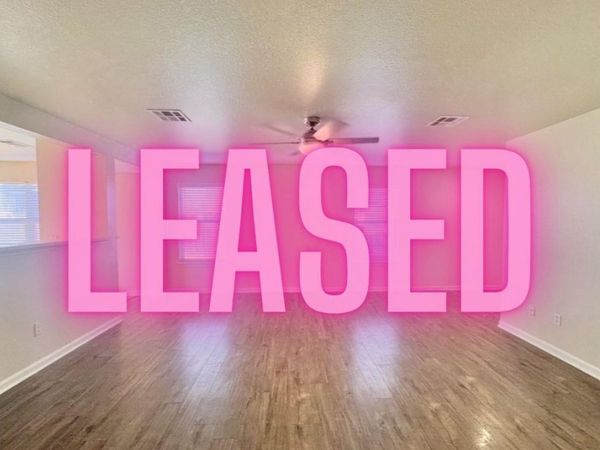 110 Comal CV, Elgin, TX 78621