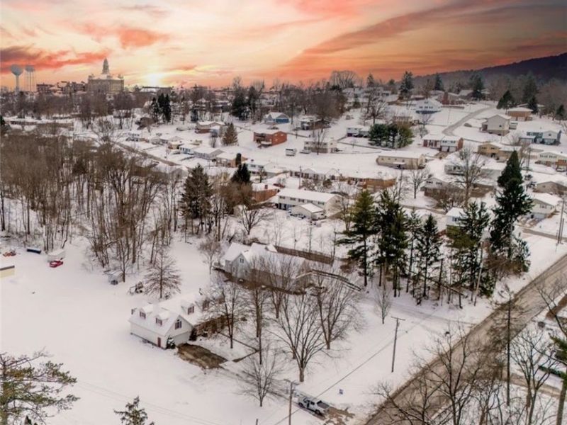 209 Maple Avenue, Saint Clairsville, OH 43950 Photo 49