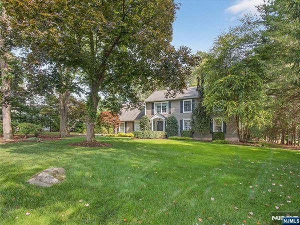 347 Smith Place, WYCKOFF, NJ 07481