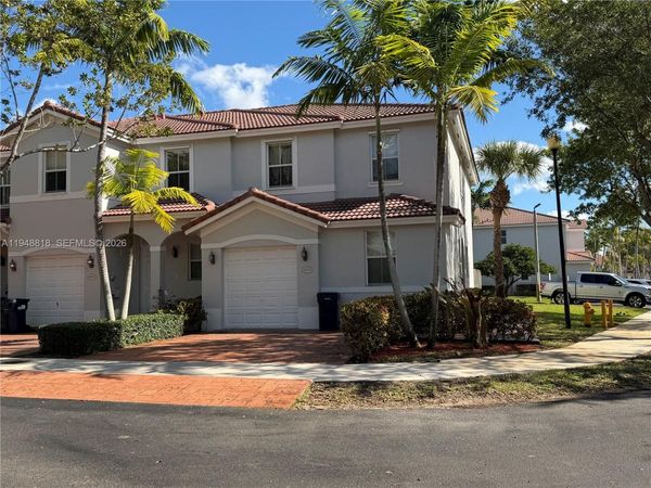 20715 NE 10th Ct, Unit 20715, Miami, FL 33179