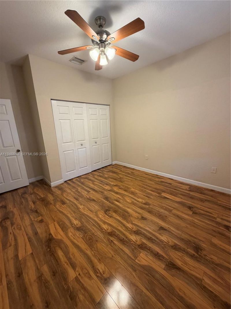 20715 NE 10th Ct, Unit 20715, Miami, FL 33179 Photo