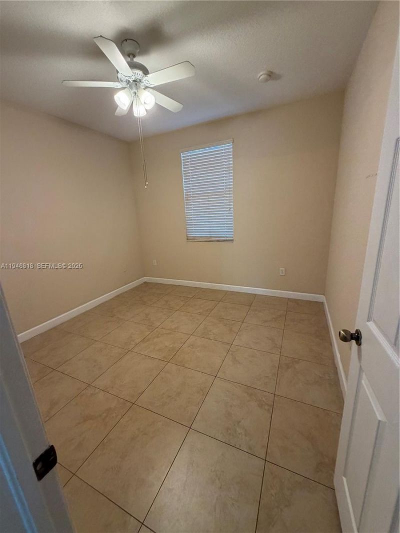 20715 NE 10th Ct, Unit 20715, Miami, FL 33179 Photo