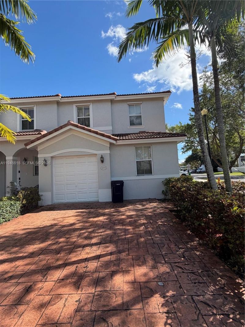 20715 NE 10th Ct, Unit 20715, Miami, FL 33179 Photo