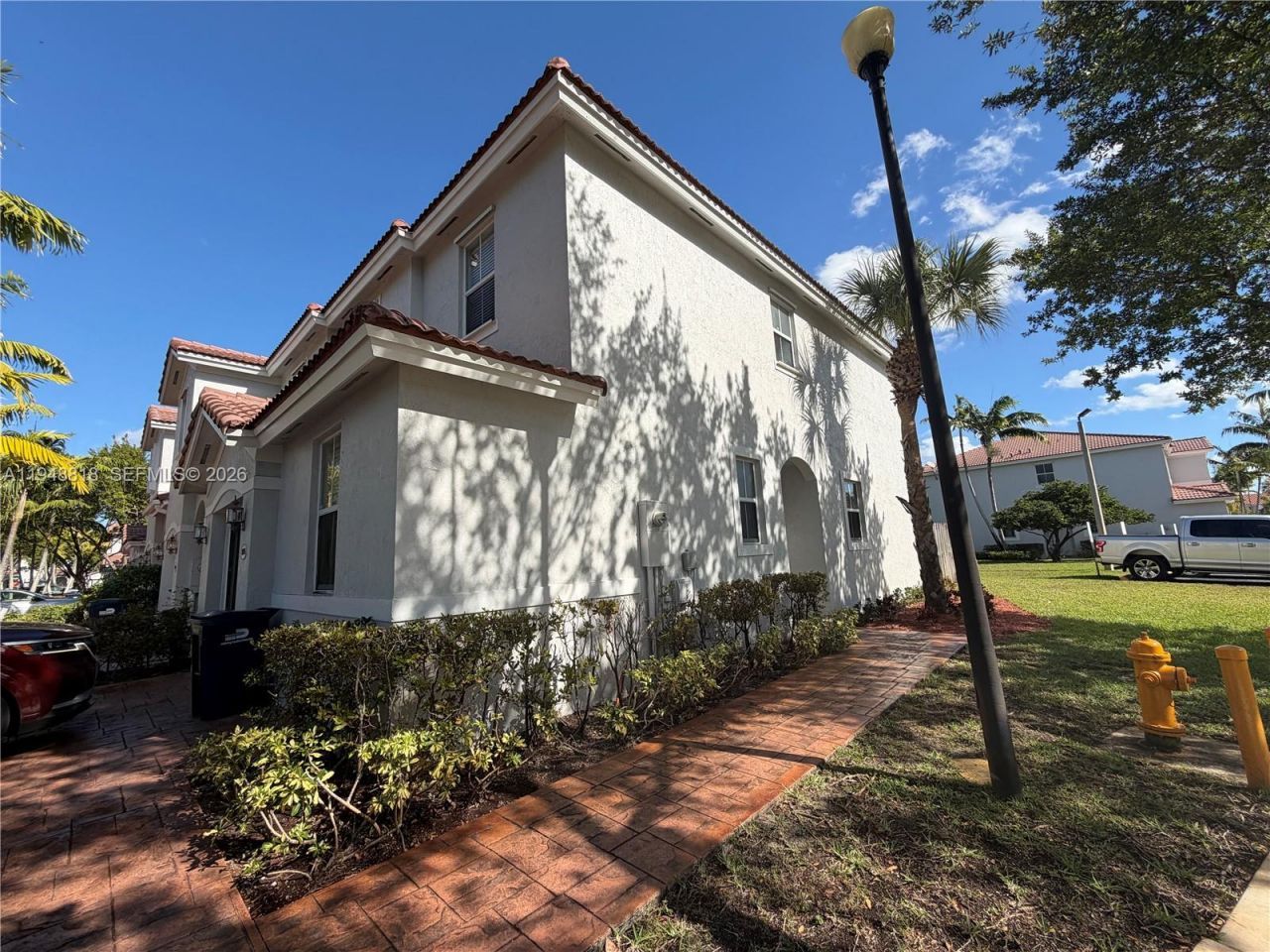 20715 NE 10th Ct, Unit 20715, Miami, FL 33179 Photo