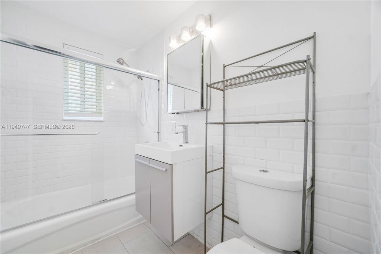 630 79th St , Miami Beach, FL 33141 Photo