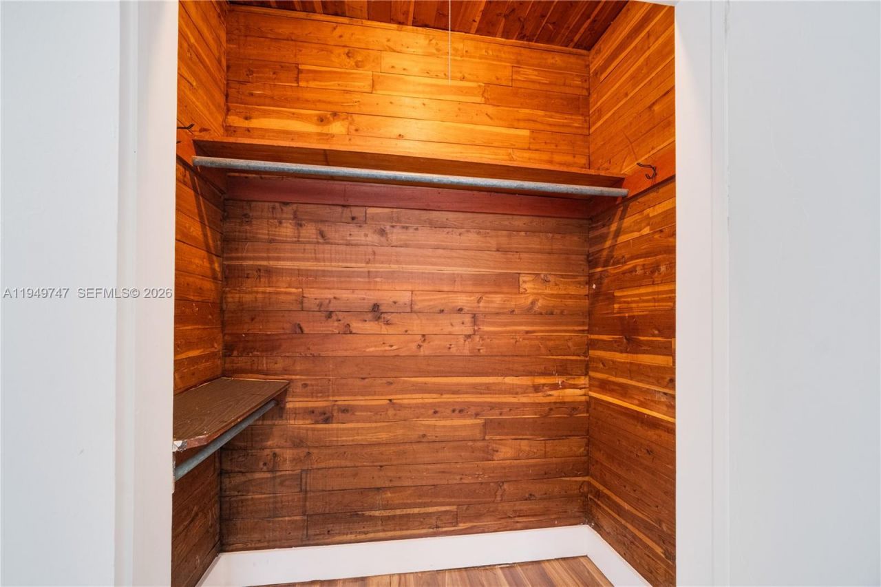 630 79th St , Miami Beach, FL 33141 Photo