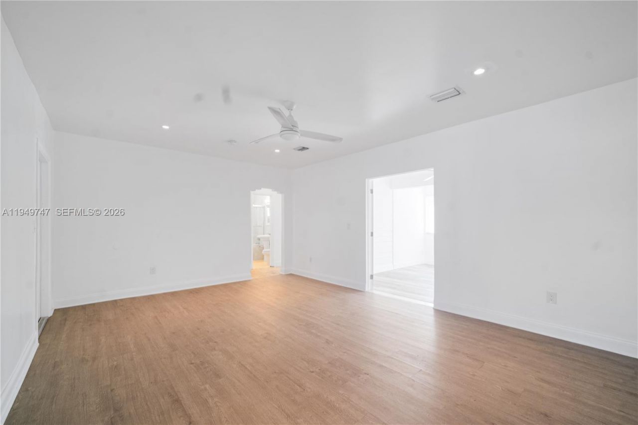 630 79th St , Miami Beach, FL 33141 Photo