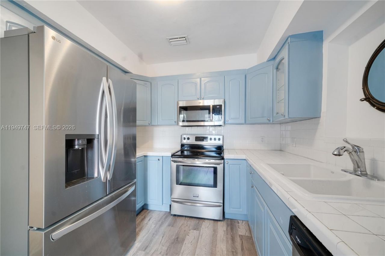 630 79th St , Miami Beach, FL 33141 Photo