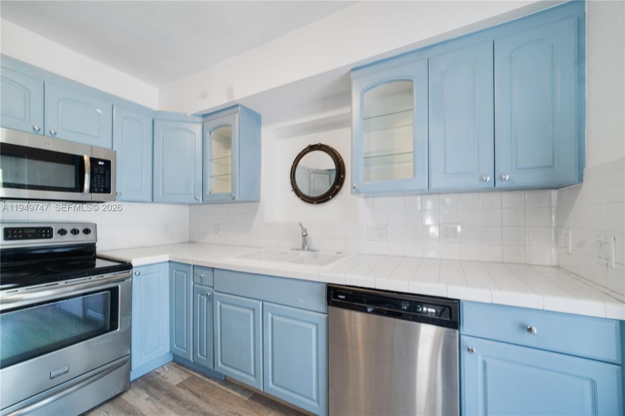 630 79th St , Miami Beach, FL 33141 Photo