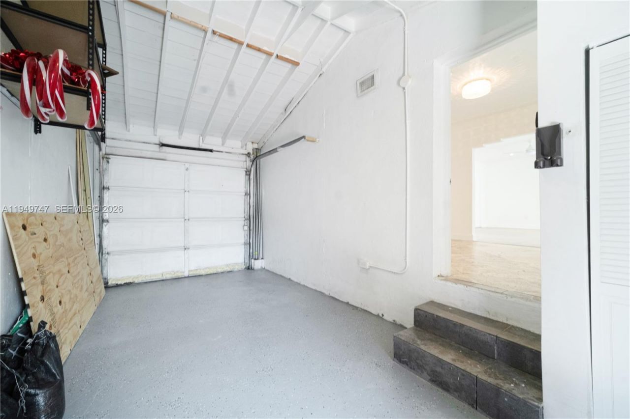 630 79th St , Miami Beach, FL 33141 Photo