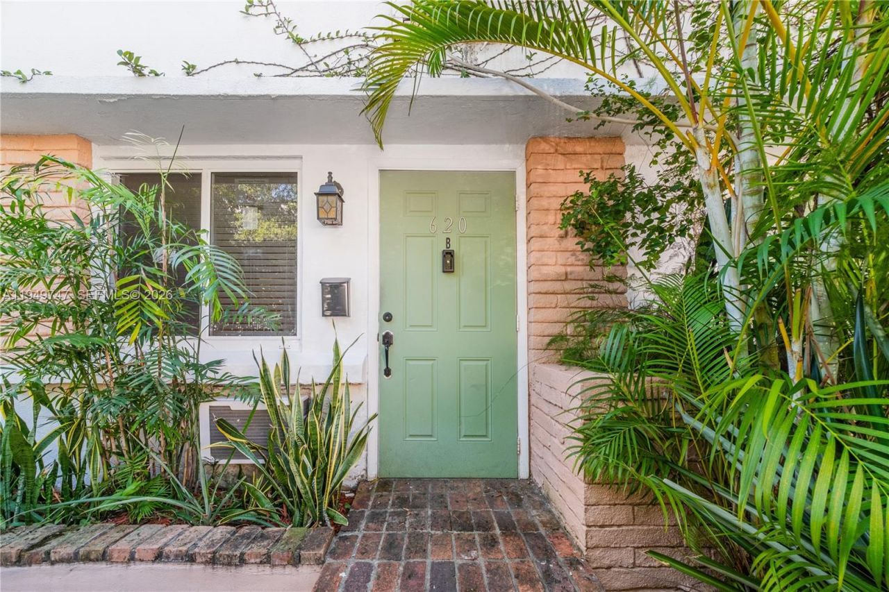 630 79th St , Miami Beach, FL 33141 Photo