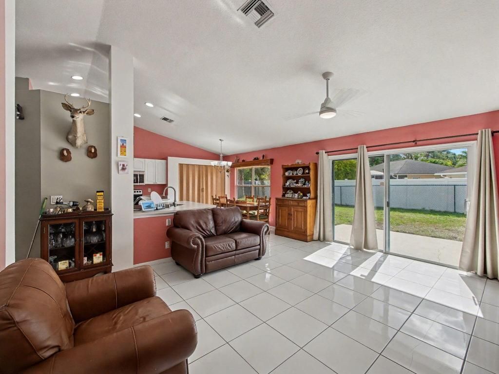 249 Monterey Way, Royal Palm Beach, FL 33411 Photo