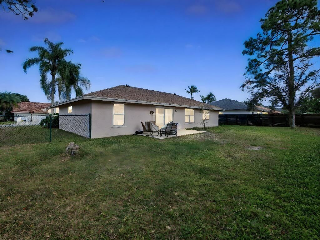 249 Monterey Way, Royal Palm Beach, FL 33411 Photo
