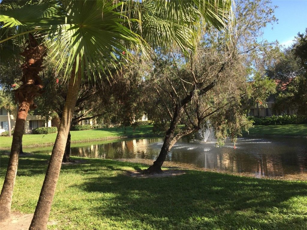 651 Lyons Road, Unit 10104, Coconut Creek, FL 33063 Photo