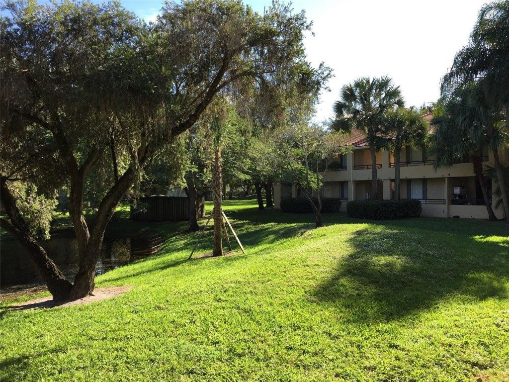 651 Lyons Road, Unit 10104, Coconut Creek, FL 33063 Photo