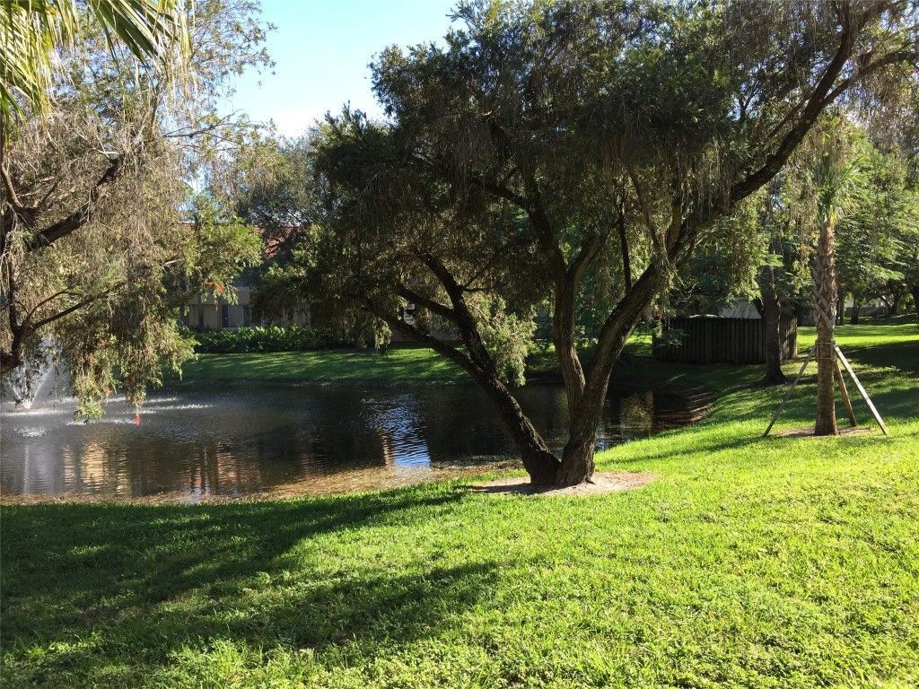 651 Lyons Road, Unit 10104, Coconut Creek, FL 33063 Photo