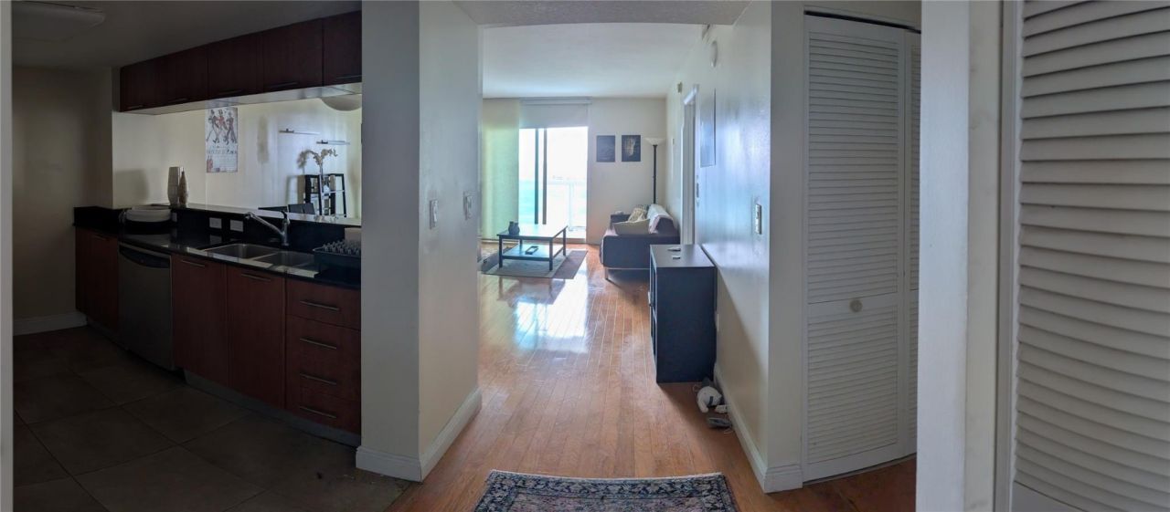 1800 N Bayshore Drive, Unit 1908, Miami, FL 33132 Photo